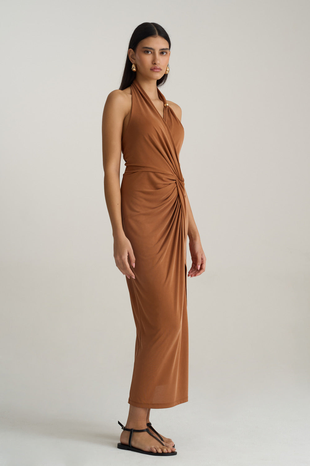 שמלה שמסובבת ראשים