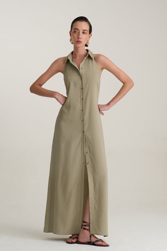 שמלה שלוקחת את החיים בכיף