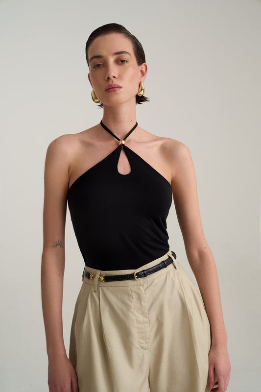 טופ שמגלה כתפיים