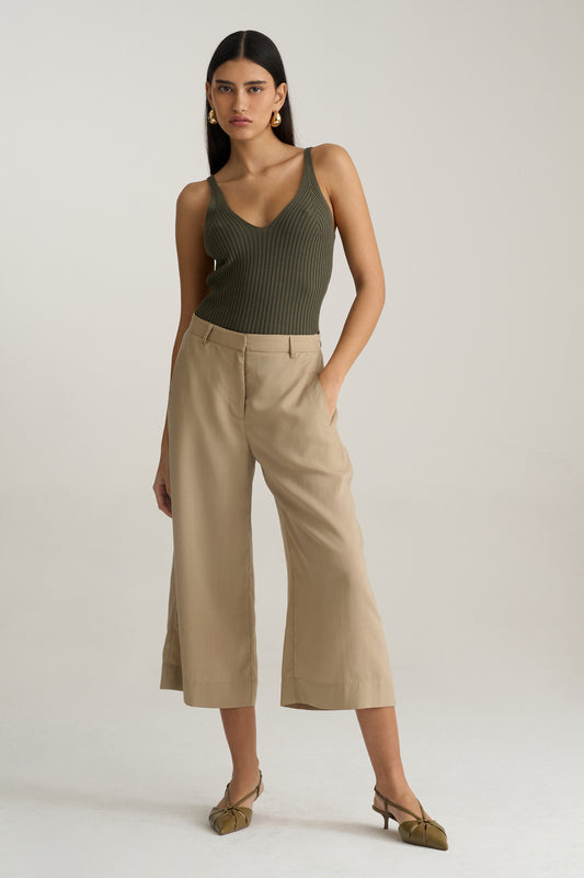 מכנסיים שאוהבים את הערב