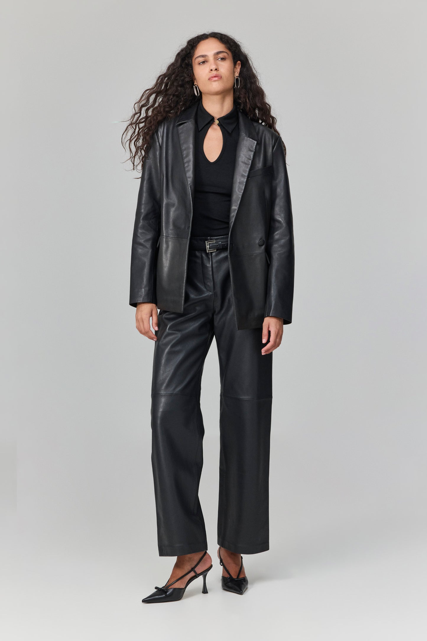 מכנסיים עם נוכחות