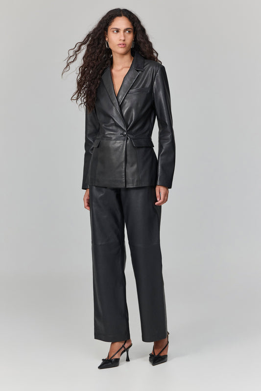 ז'קט של סידורים בעיר