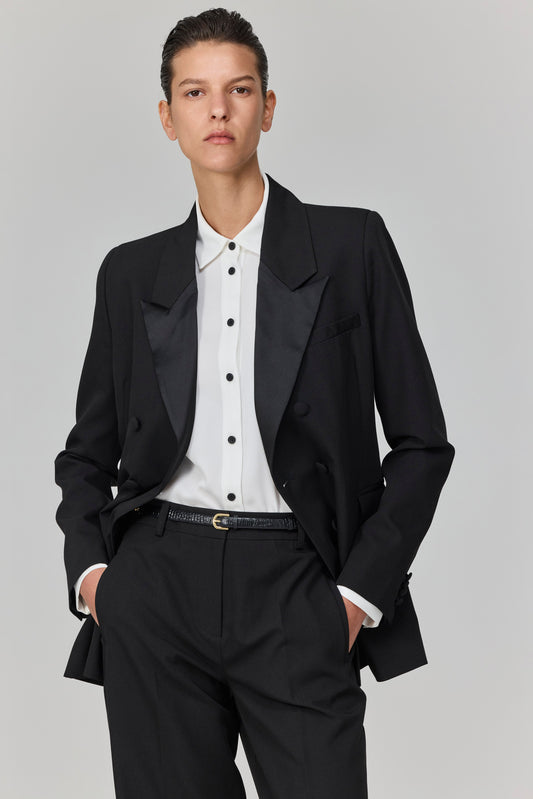 טוקסידו שילווה אותך