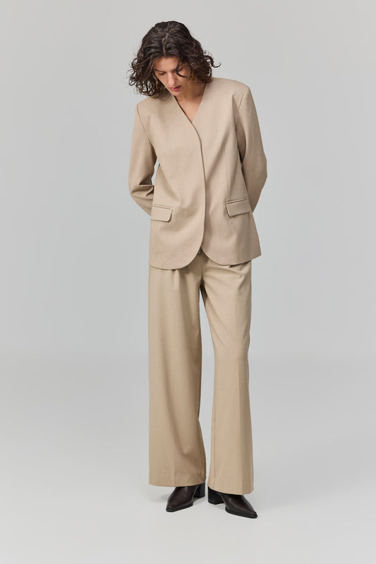 ז'קט בלי גבול