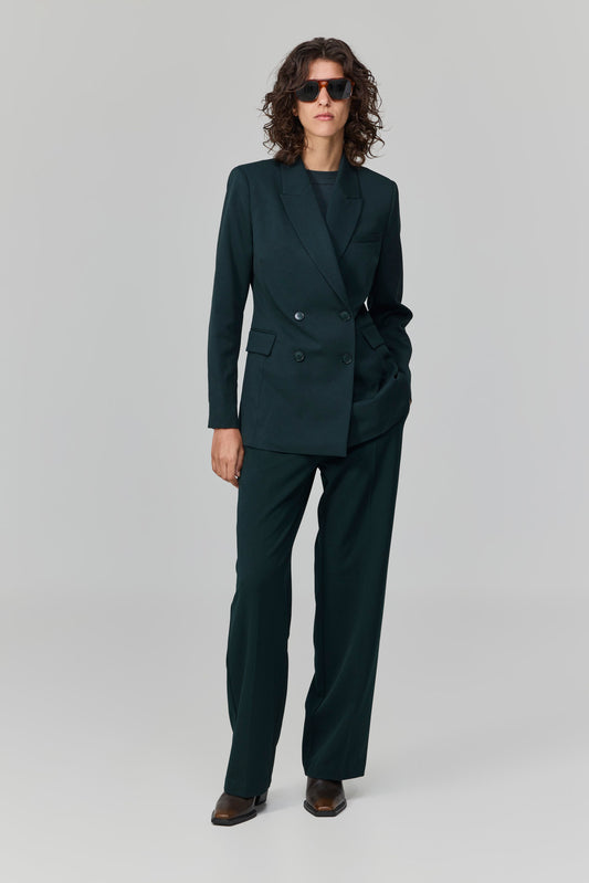 ז'קט שמחזיק סיפור