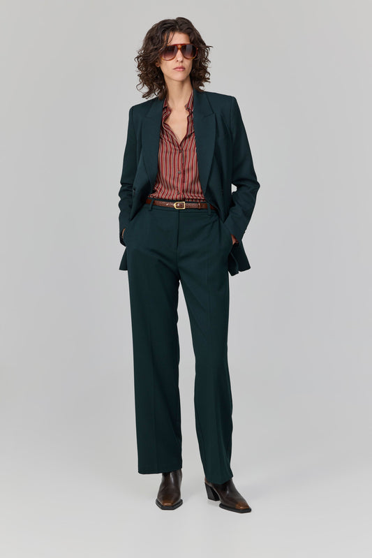 ז'קט שמחזיק סיפור