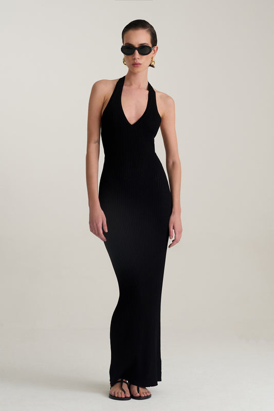 שמלה שקושרת לבבות