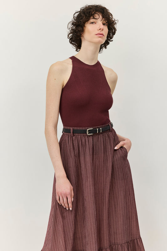 גופיה שסגורה על עצמה