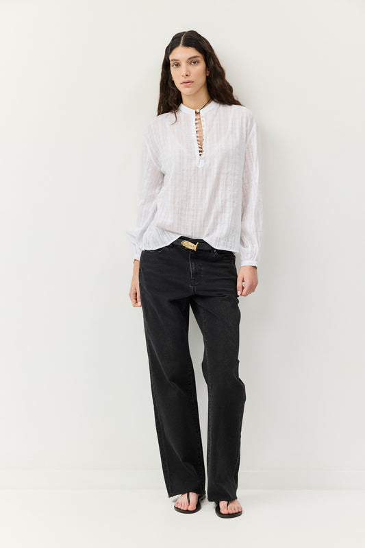 ג'ינס עם הרבה מקום