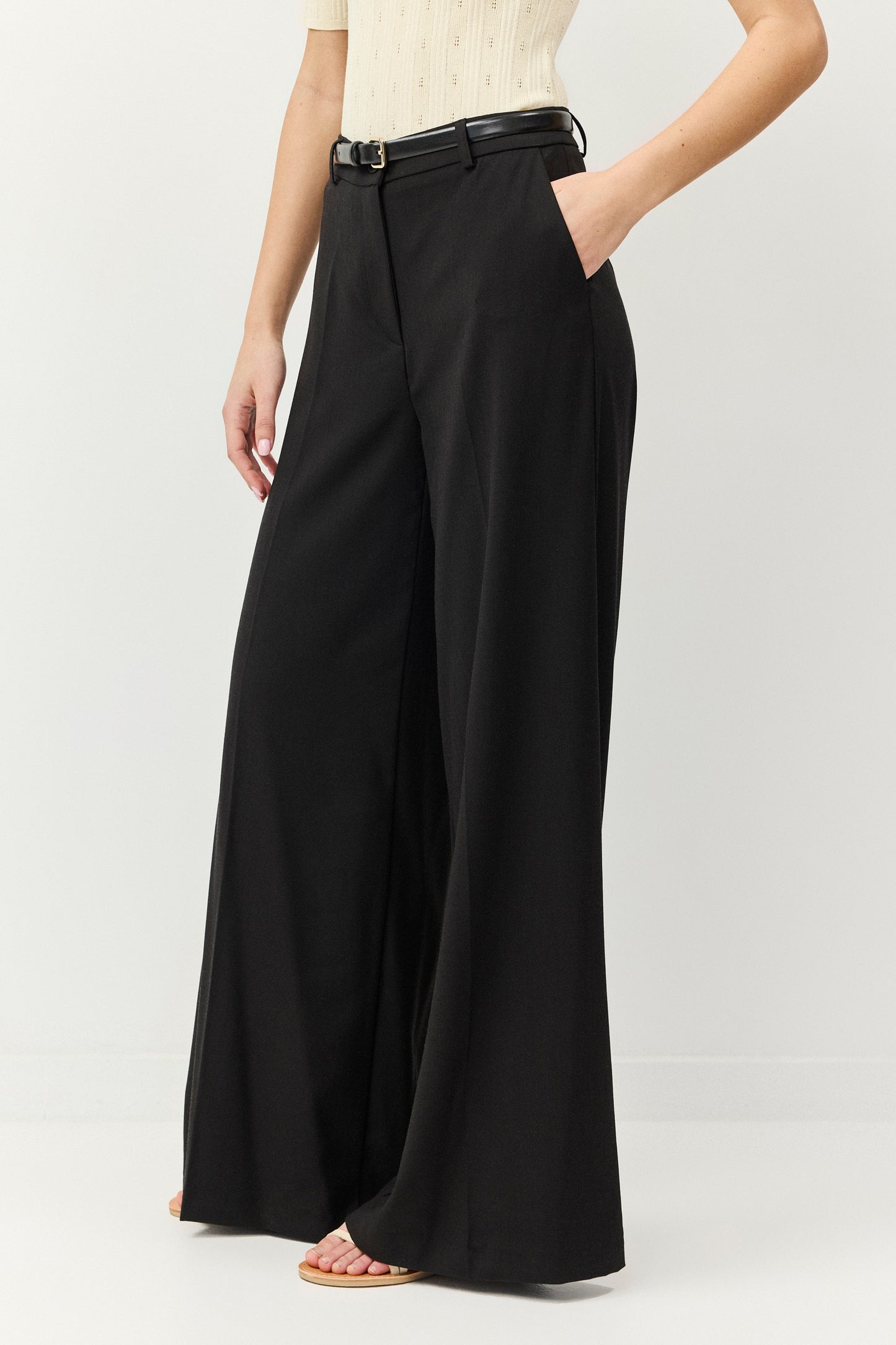 מכנסיים שמתאימים את עצמם