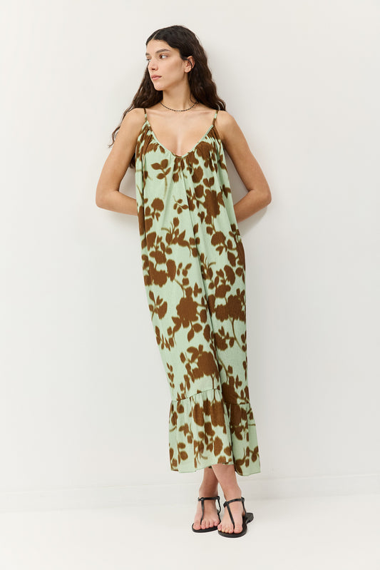 שמלה שנוסעת לריזורט