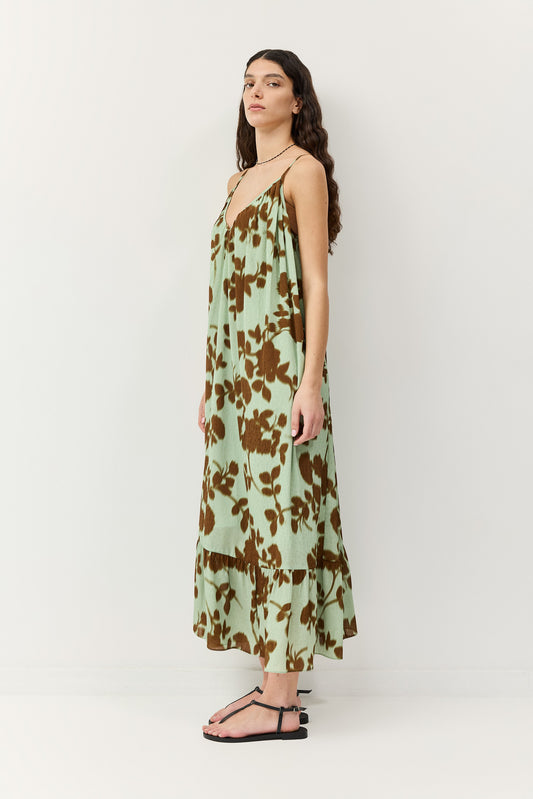 שמלה שנוסעת לריזורט