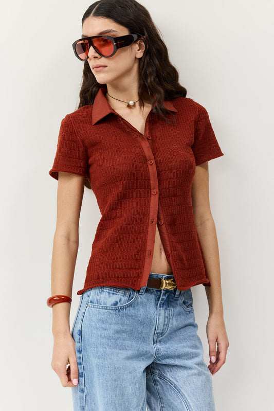 חולצה שלא משאירה עקבות